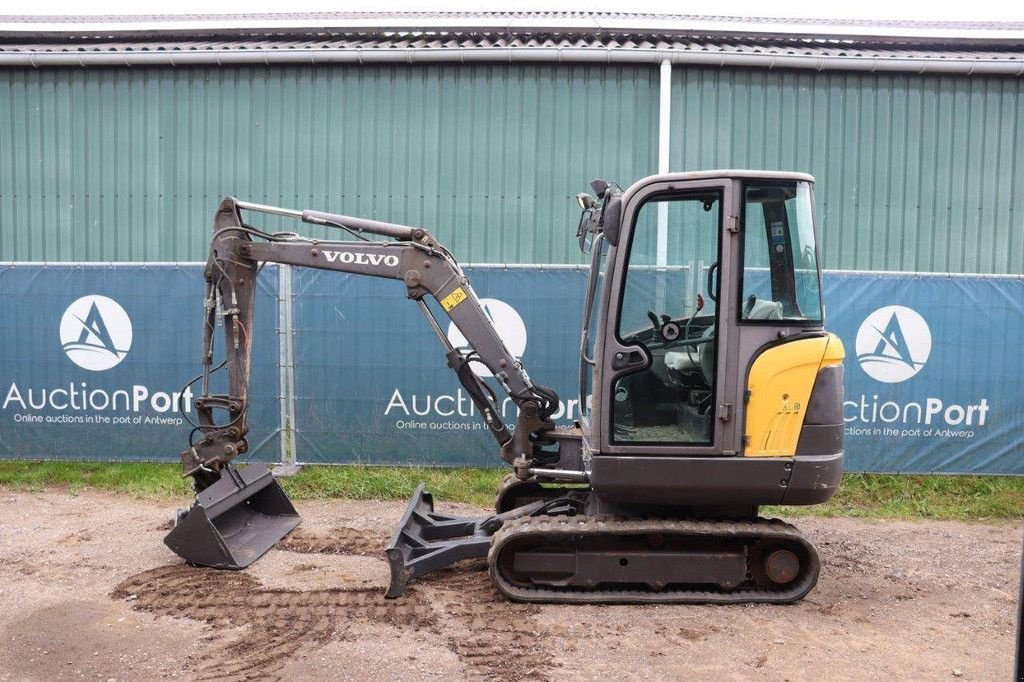 Kettenbagger typu Volvo EC27C, Gebrauchtmaschine v Antwerpen (Obrázok 2)