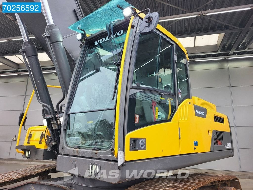 Kettenbagger des Typs Volvo EC300 D L EC300DL, Gebrauchtmaschine in Veghel (Bild 10)