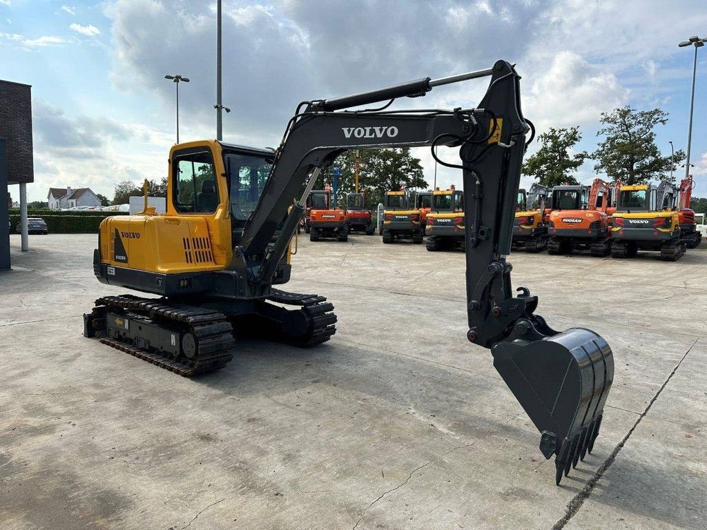 Kettenbagger del tipo Volvo EC55B, Gebrauchtmaschine en Antwerpen (Imagen 4)