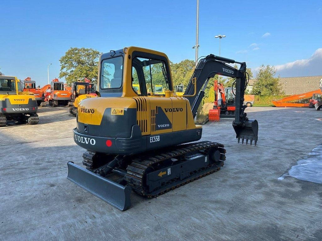 Kettenbagger от тип Volvo EC55B, Gebrauchtmaschine в Antwerpen (Снимка 4)