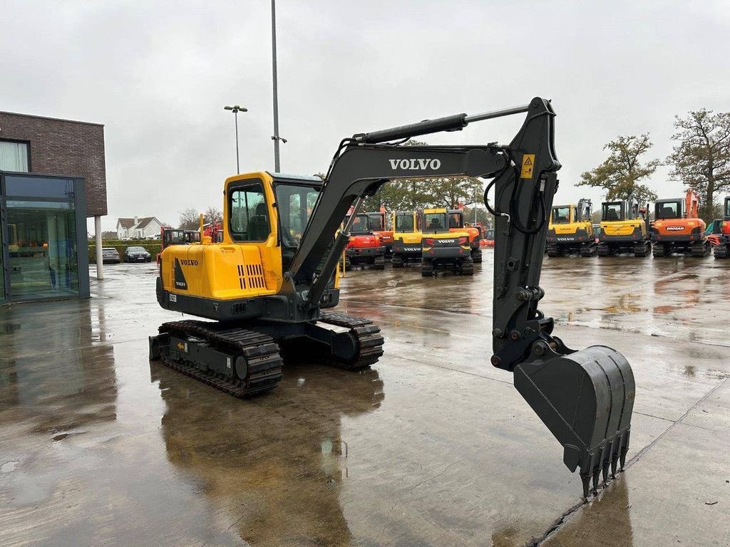 Kettenbagger typu Volvo EC55B, Gebrauchtmaschine w Antwerpen (Zdjęcie 3)