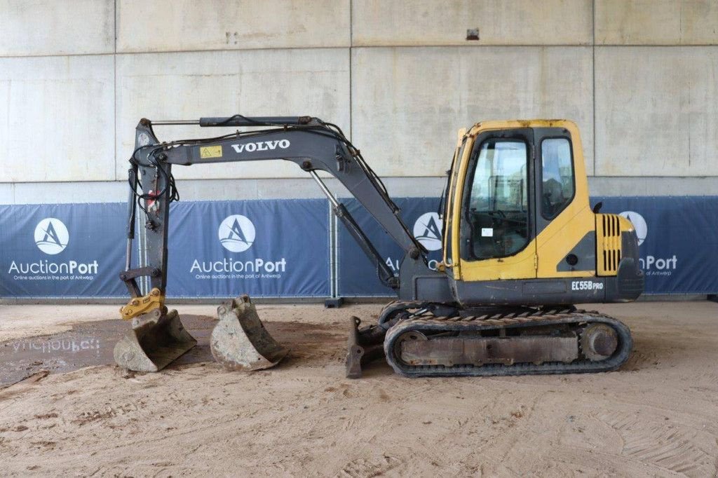 Kettenbagger a típus Volvo EC55BPRO, Gebrauchtmaschine ekkor: Antwerpen (Kép 2)