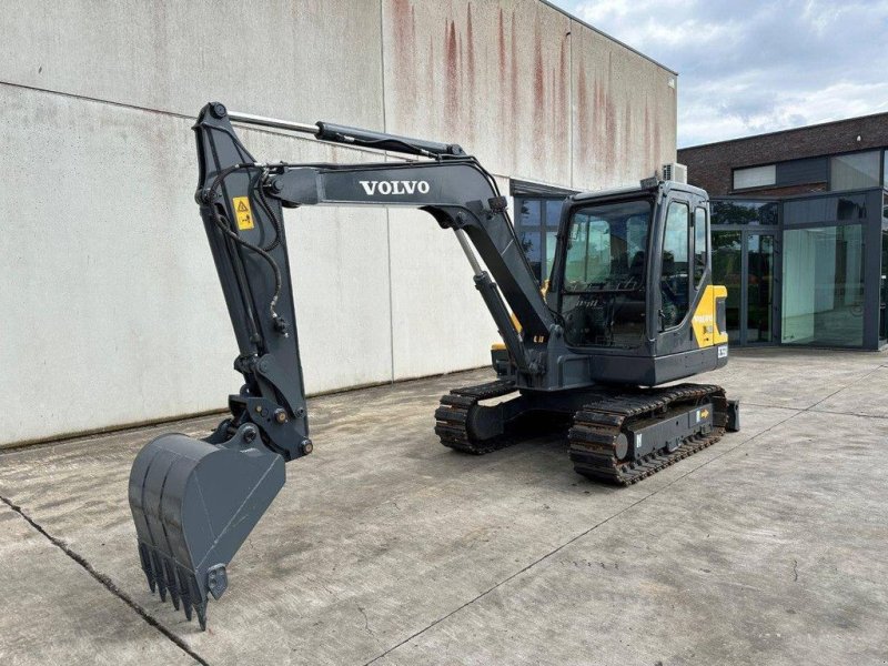 Kettenbagger of the type Volvo EC55D, Gebrauchtmaschine in Antwerpen (Picture 1)