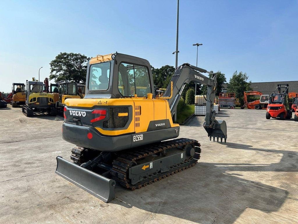 Kettenbagger des Typs Volvo EC55D, Gebrauchtmaschine in Antwerpen (Bild 4)