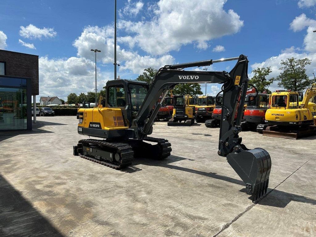 Kettenbagger du type Volvo EC55D, Gebrauchtmaschine en Antwerpen (Photo 3)