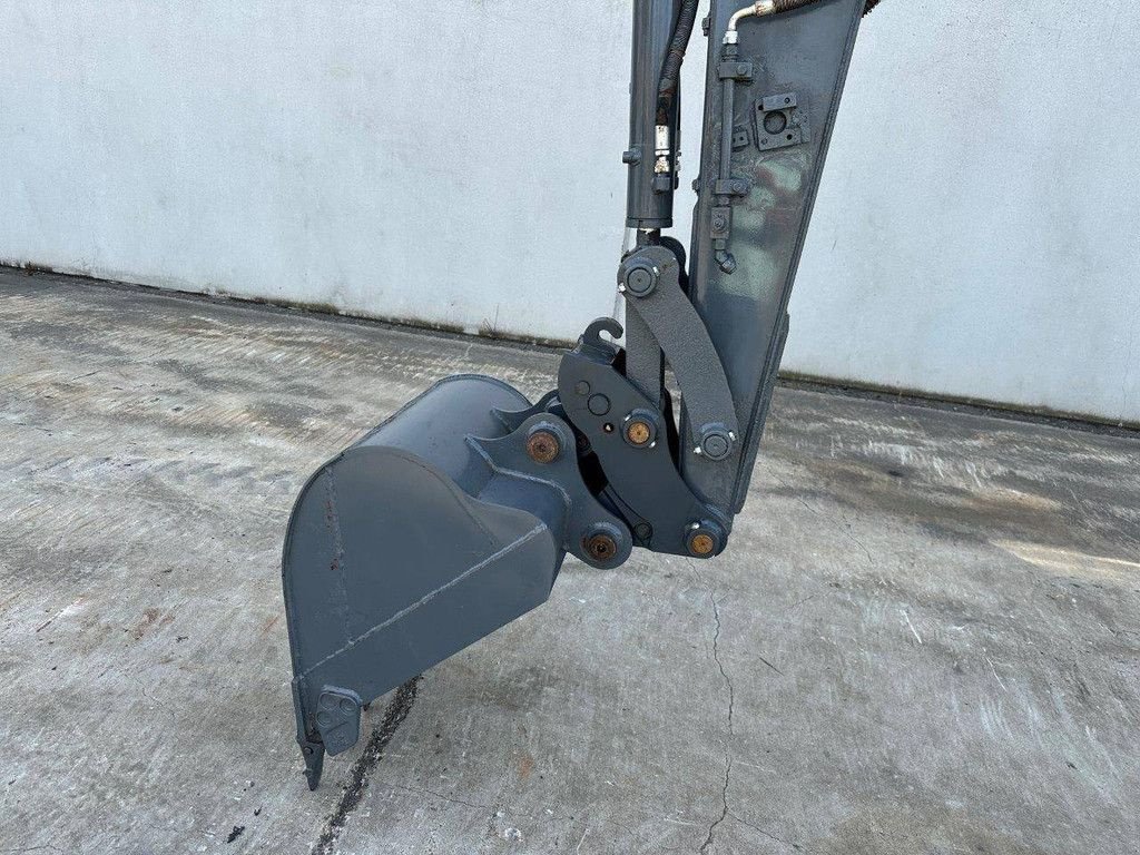 Kettenbagger a típus Volvo EC60C, Gebrauchtmaschine ekkor: Antwerpen (Kép 9)