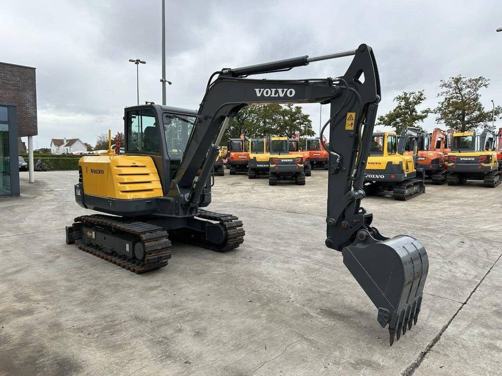 Kettenbagger del tipo Volvo EC60C, Gebrauchtmaschine en Antwerpen (Imagen 3)