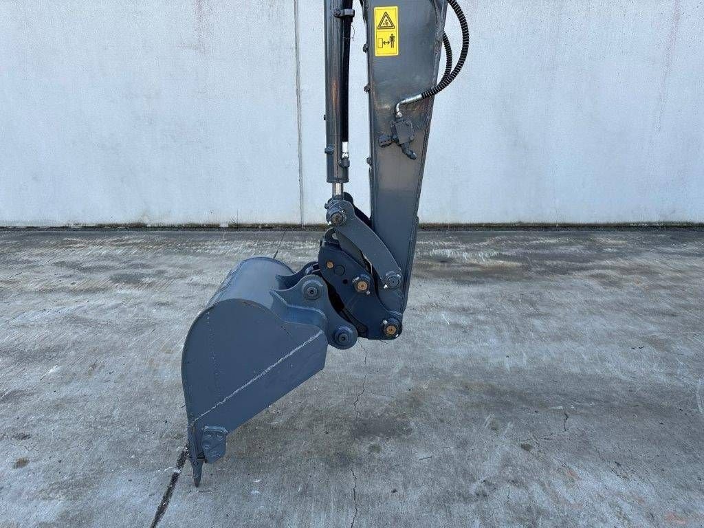 Kettenbagger a típus Volvo EC60C, Gebrauchtmaschine ekkor: Antwerpen (Kép 9)