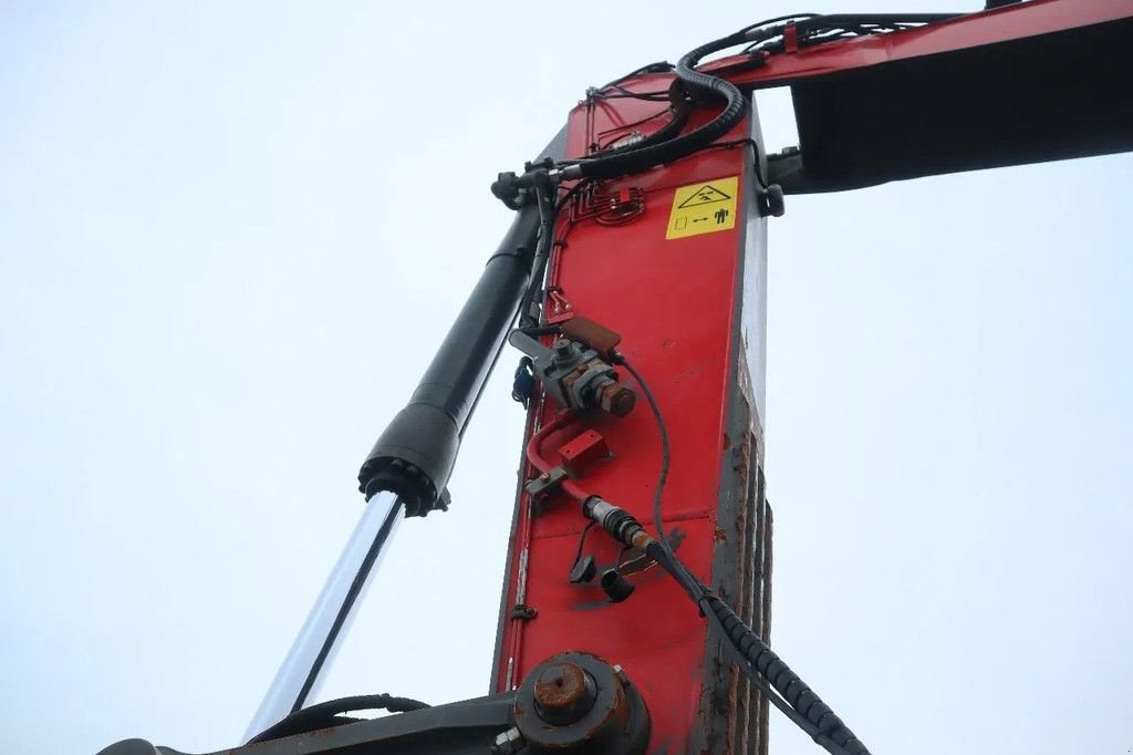 Kettenbagger van het type Volvo ECR 235 EL ROTOTILT BUCKET AIRCO, Gebrauchtmaschine in Marknesse (Foto 11)