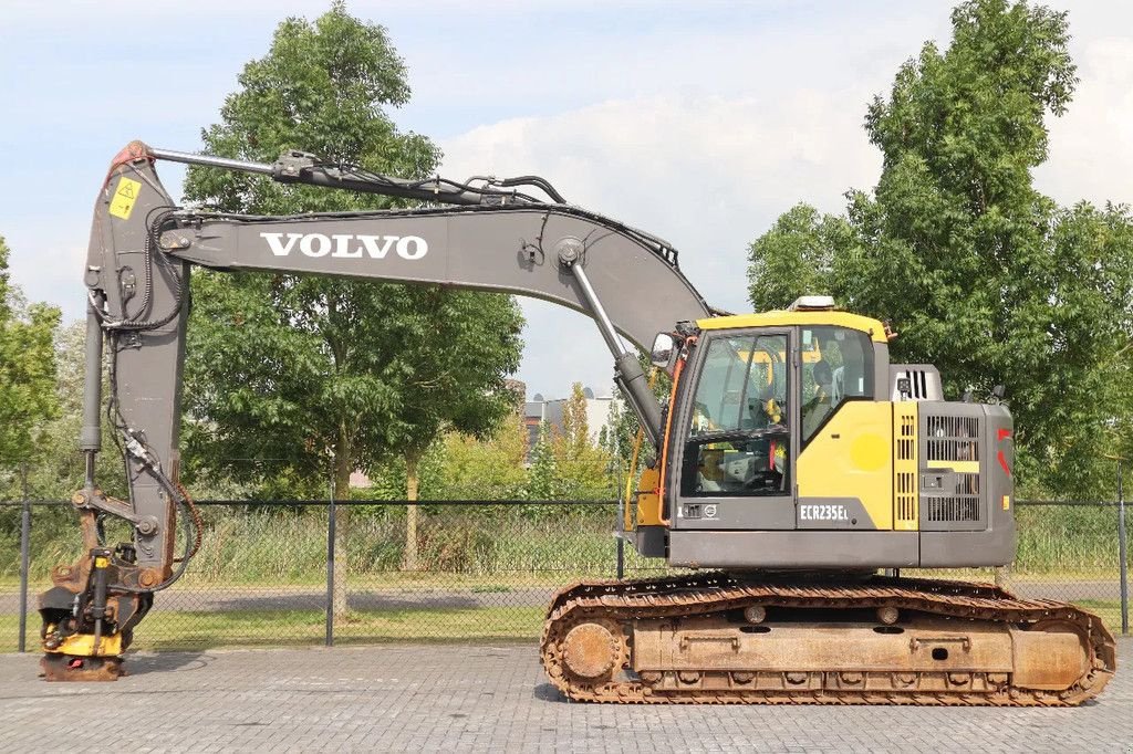 Kettenbagger Türe ait Volvo ECR 235 EL ROTOTILT QUICK COUPER AIRCO, Gebrauchtmaschine içinde Marknesse (resim 1)