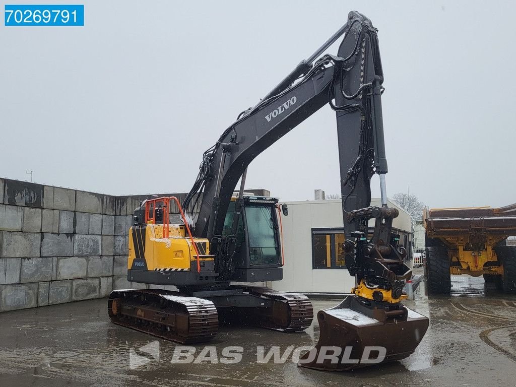 Kettenbagger typu Volvo ECR235 E L ROTO TILT - 1X BUCKET, Gebrauchtmaschine v Veghel (Obrázek 8)