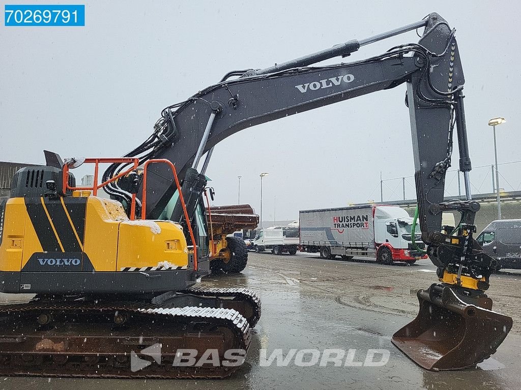 Kettenbagger typu Volvo ECR235 E L ROTO TILT - 1X BUCKET, Gebrauchtmaschine v Veghel (Obrázek 9)