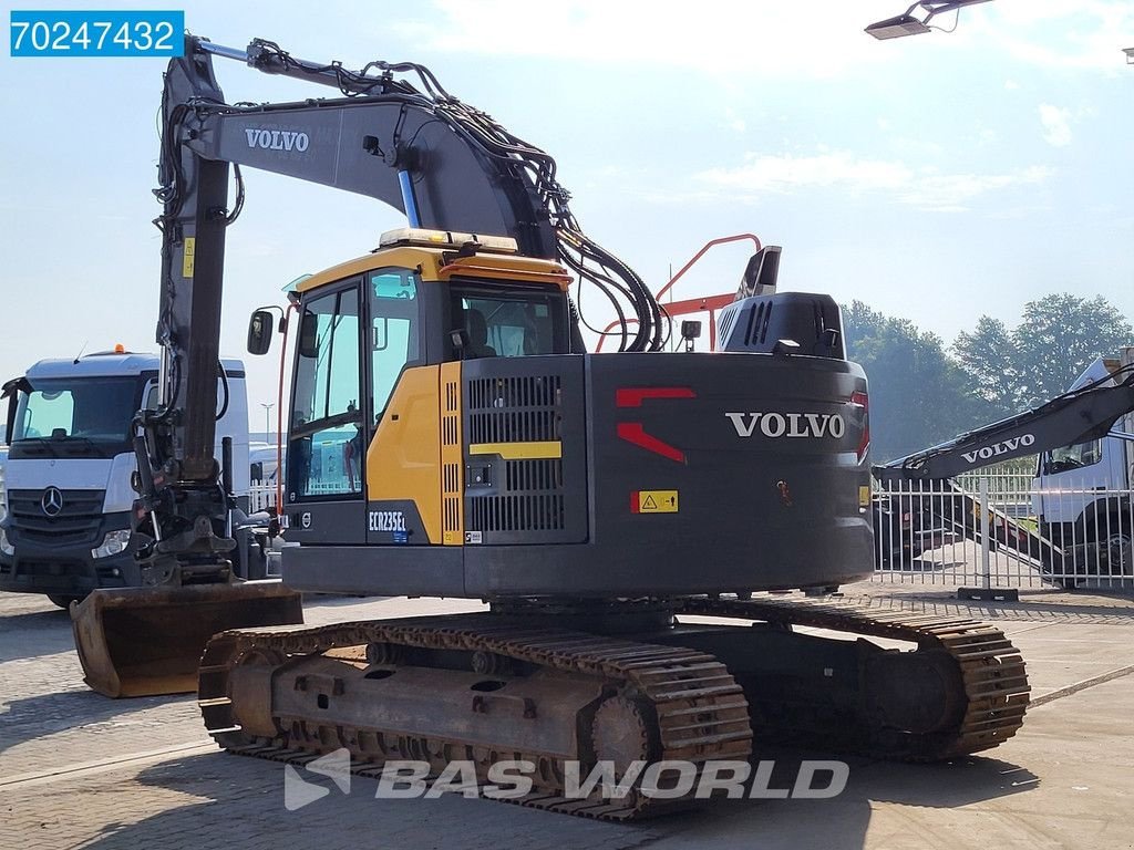 Kettenbagger типа Volvo ECR235 E L, Gebrauchtmaschine в Veghel (Фотография 2)