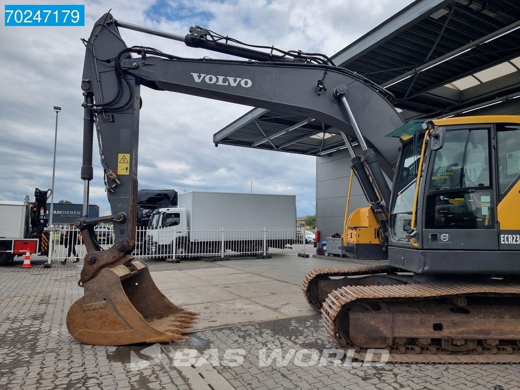 Kettenbagger du type Volvo ECR235 E L, Gebrauchtmaschine en Veghel (Photo 10)