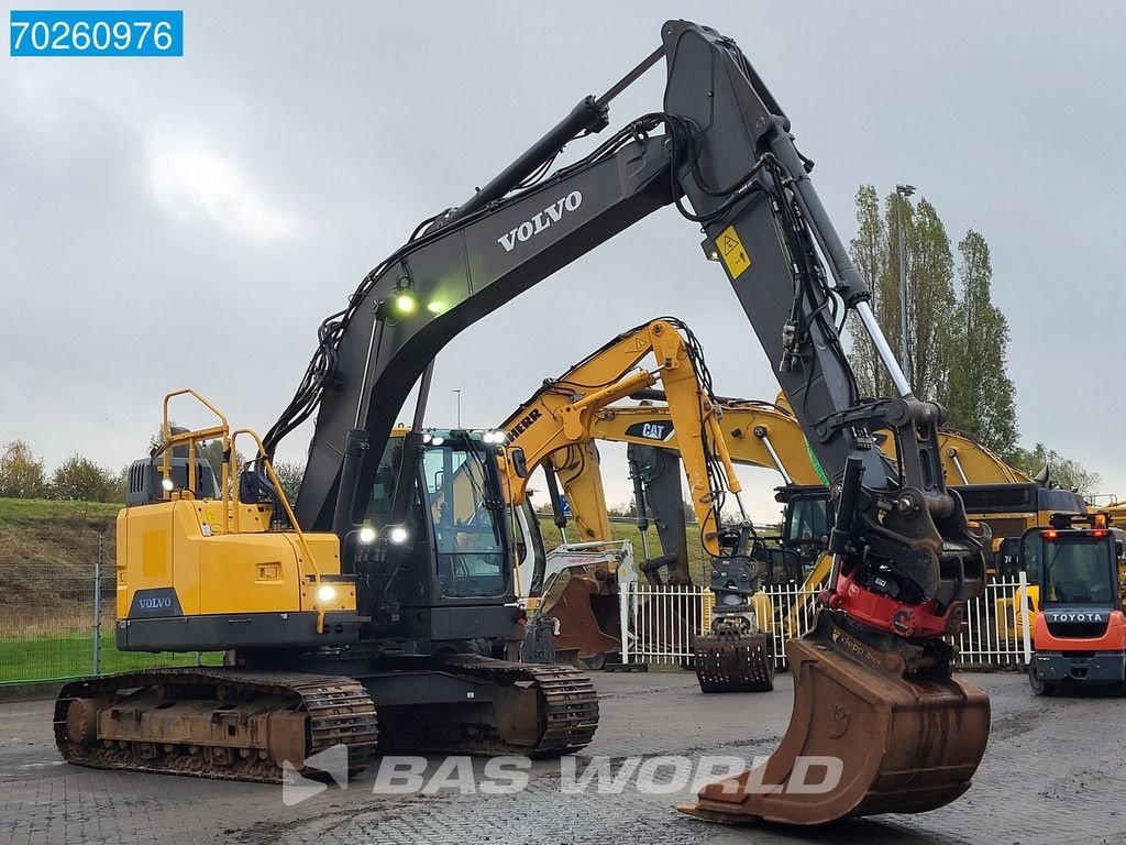 Kettenbagger du type Volvo ECR235 E L, Gebrauchtmaschine en Veghel (Photo 8)