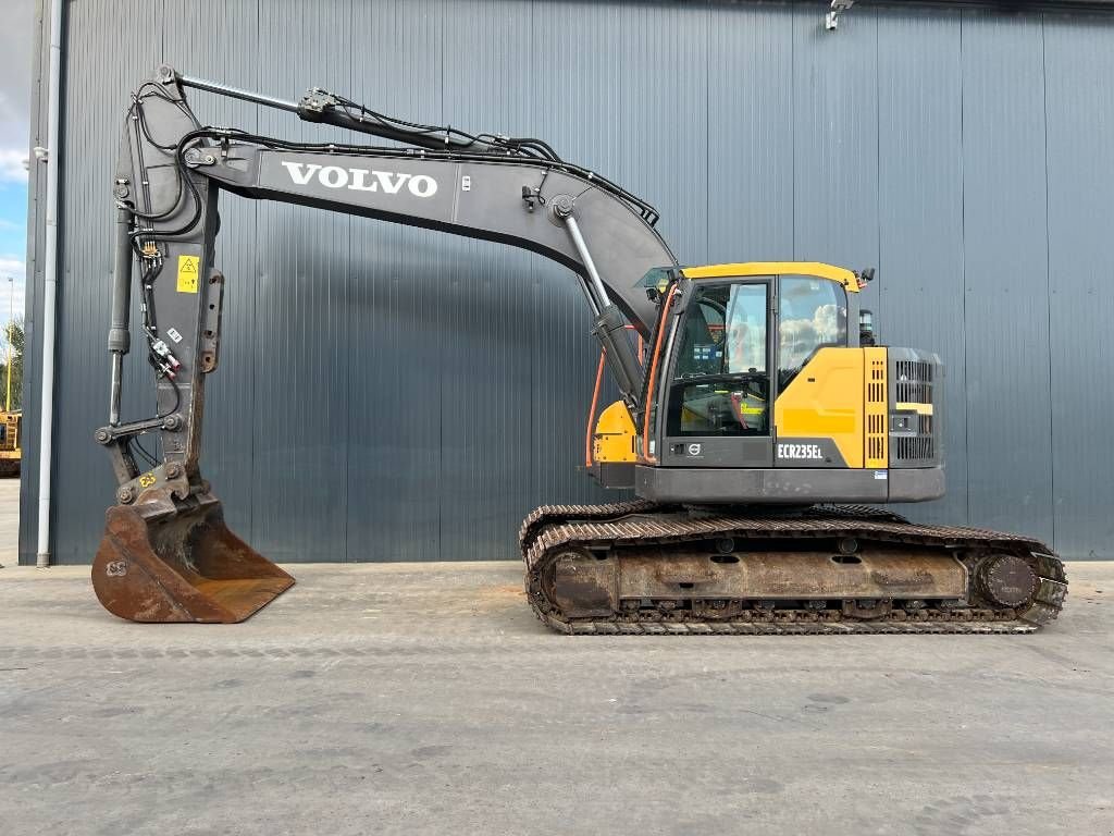 Kettenbagger typu Volvo ECR235E L, Gebrauchtmaschine w Venlo (Zdjęcie 2)