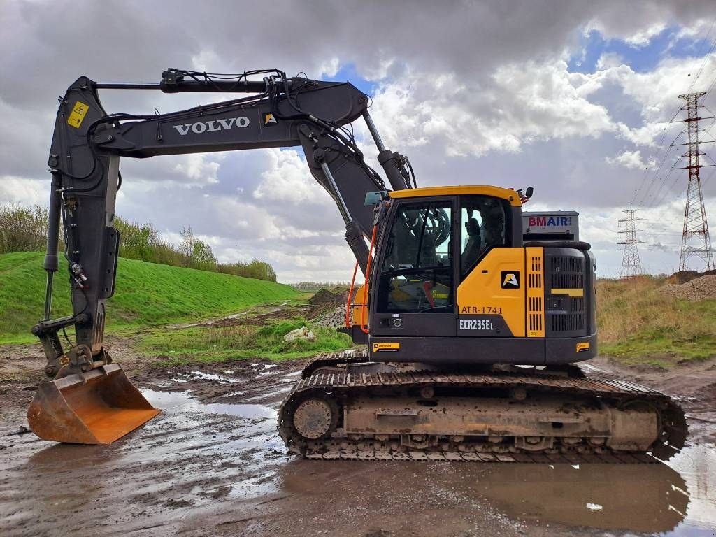 Kettenbagger of the type Volvo ECR235EL, Gebrauchtmaschine in Stabroek (Picture 1)