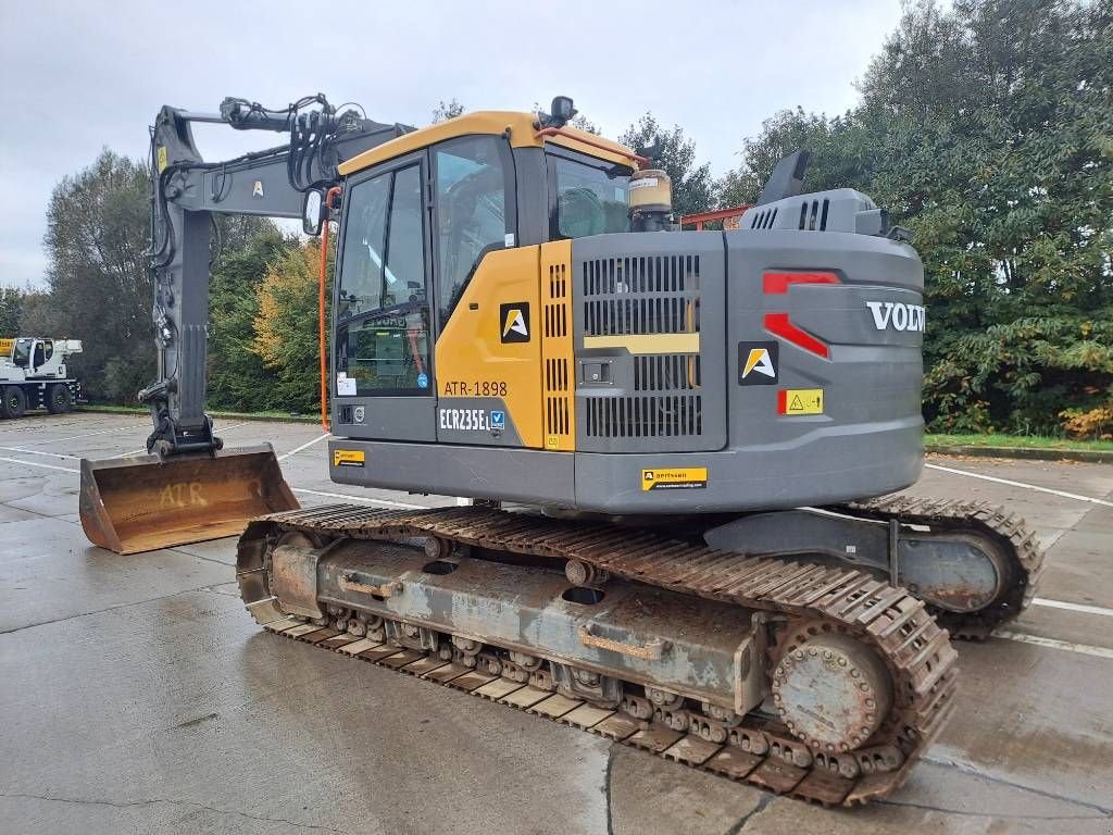 Kettenbagger of the type Volvo ECR235EL, Gebrauchtmaschine in Stabroek (Picture 2)