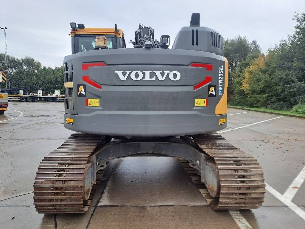 Kettenbagger des Typs Volvo ECR235EL, Gebrauchtmaschine in Stabroek (Bild 3)