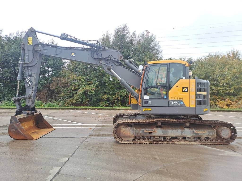 Kettenbagger of the type Volvo ECR235EL, Gebrauchtmaschine in Stabroek (Picture 1)