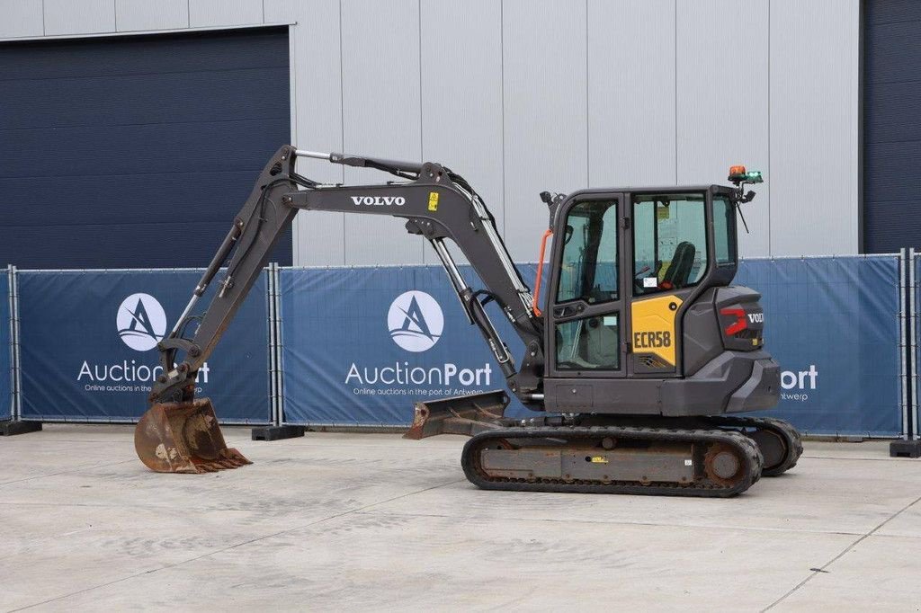 Kettenbagger du type Volvo ECR58, Gebrauchtmaschine en Antwerpen (Photo 3)