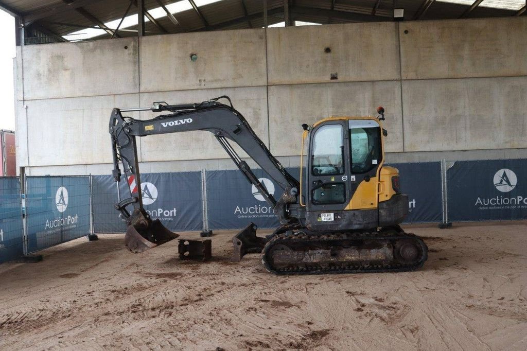 Kettenbagger типа Volvo Excavator ECR88D, Gebrauchtmaschine в Antwerpen (Фотография 2)