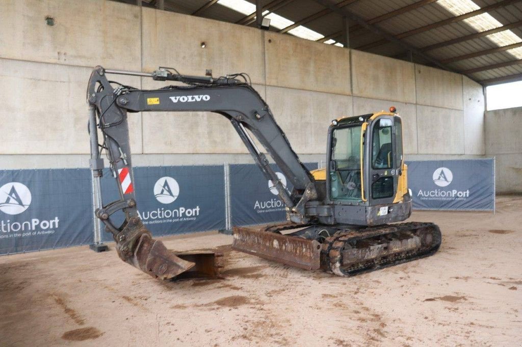 Kettenbagger типа Volvo Excavator ECR88D, Gebrauchtmaschine в Antwerpen (Фотография 9)