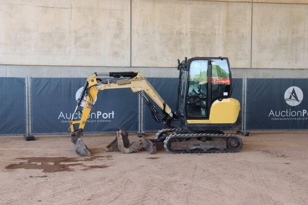 Kettenbagger типа Yanmar SV26, Gebrauchtmaschine в Antwerpen (Фотография 1)