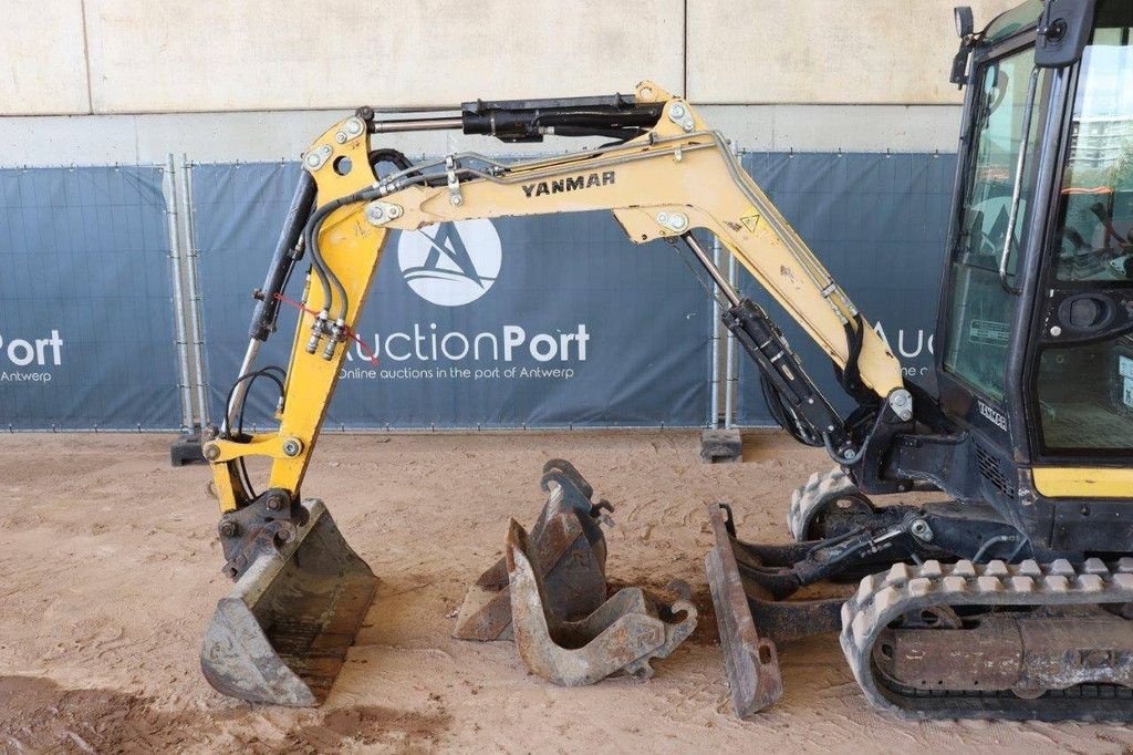 Kettenbagger du type Yanmar SV26, Gebrauchtmaschine en Antwerpen (Photo 10)