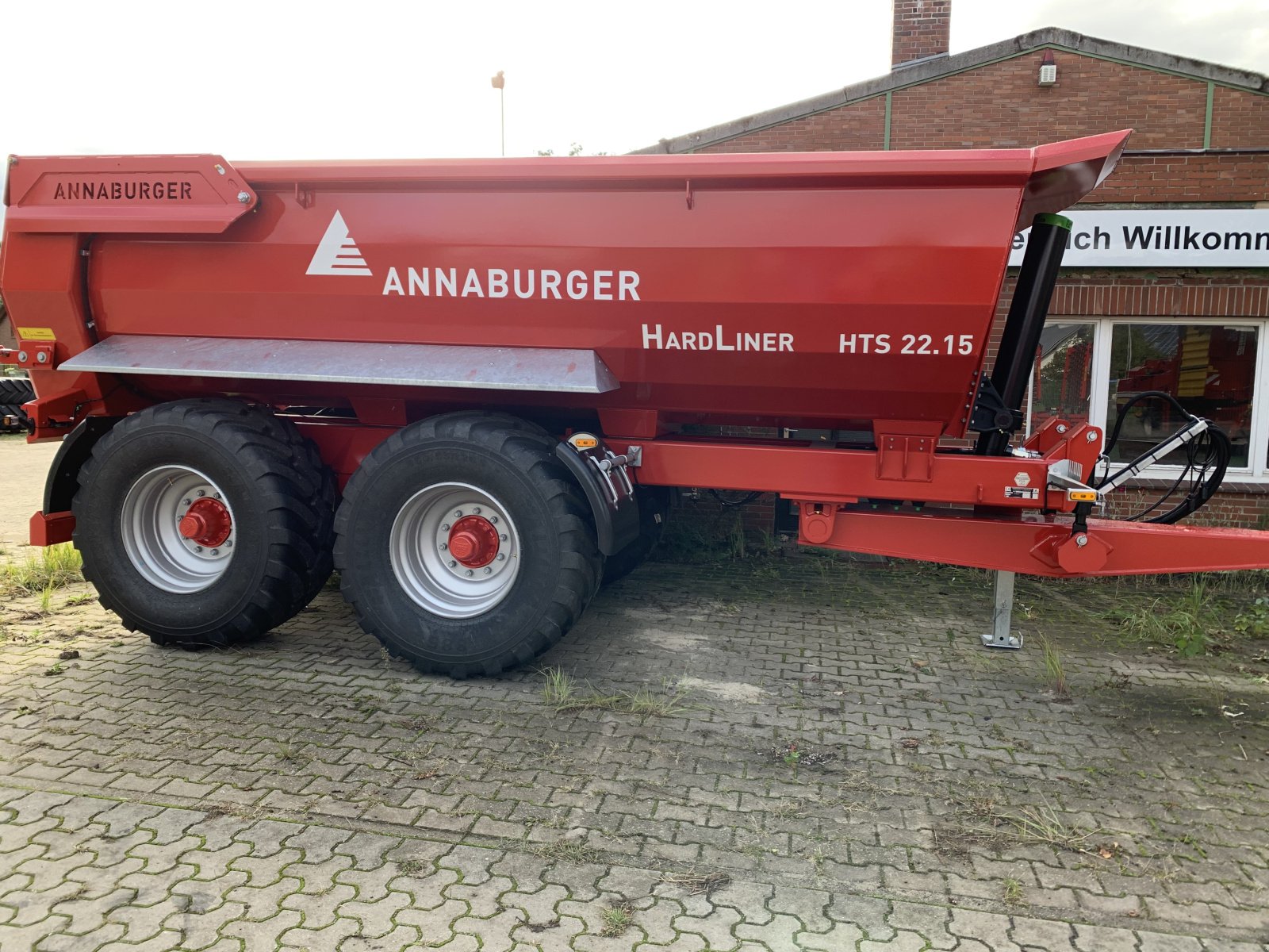 Kipper van het type Annaburger HTS 22A.15 HardLiner, Vorführmaschine in Wittingen (Foto 1)