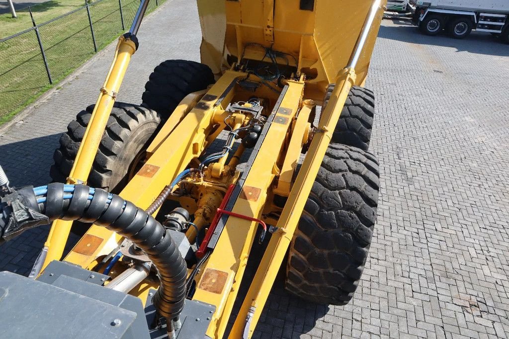 Kipper of the type Bell B40E B 40 E 6X6 AIRCO GOOD TIRES, Gebrauchtmaschine in Marknesse (Picture 11)