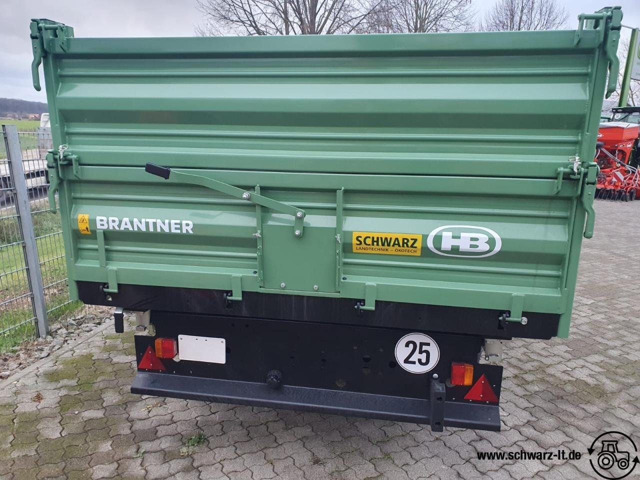 Kipper des Typs Brantner E 6040, Neumaschine in Aspach (Bild 6)