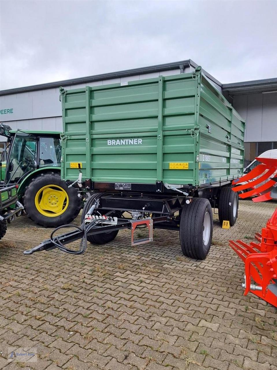 Kipper of the type Brantner Z 18051, Neumaschine in Losheim (Picture 1)