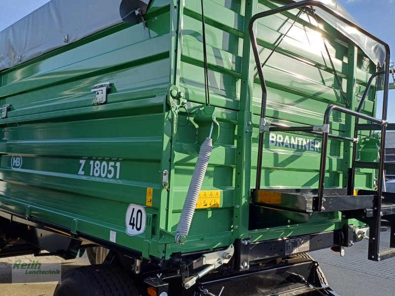 Kipper van het type Brantner Z 18051, Neumaschine in Wolnzach (Foto 1)