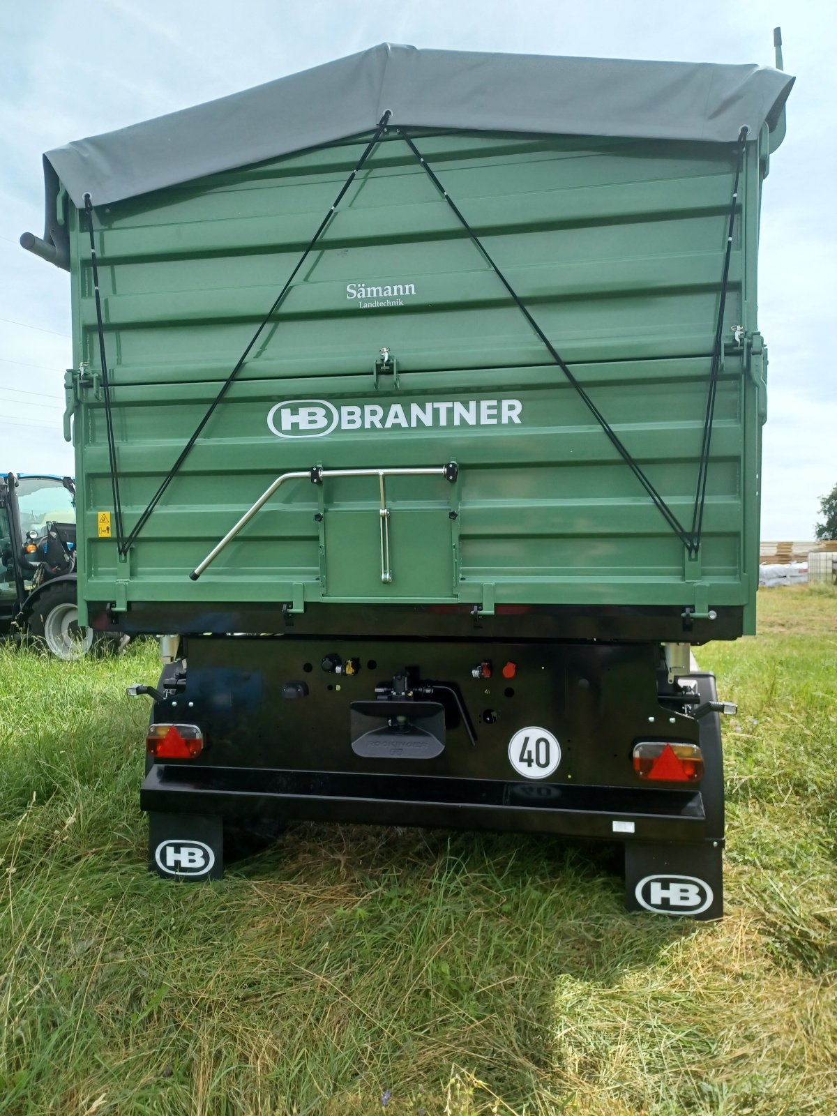 Kipper des Typs Brantner Z 18051, Neumaschine in Uffenheim (Bild 3)