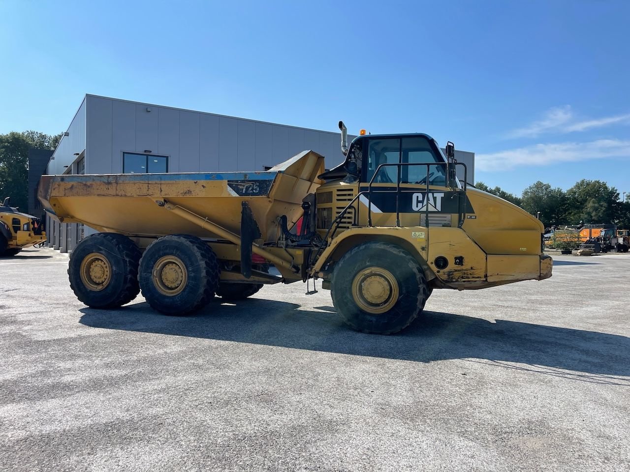 Kipper of the type Caterpillar 725, Gebrauchtmaschine in Holten (Picture 4)