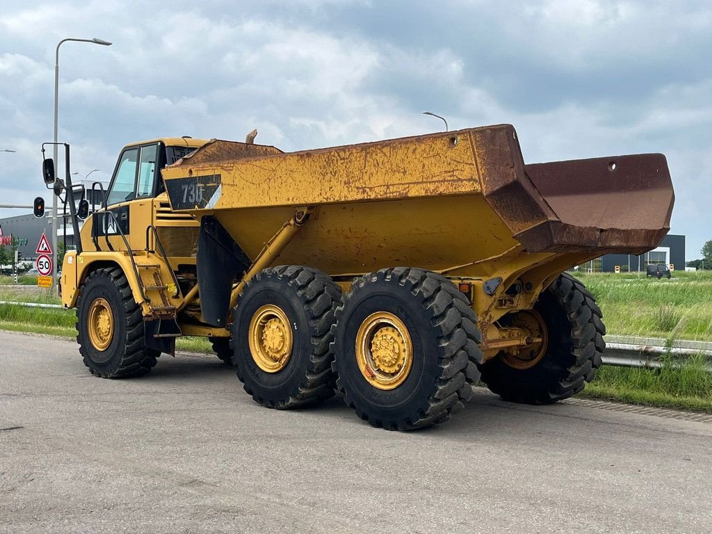 Kipper du type Caterpillar 730, Gebrauchtmaschine en Velddriel (Photo 3)