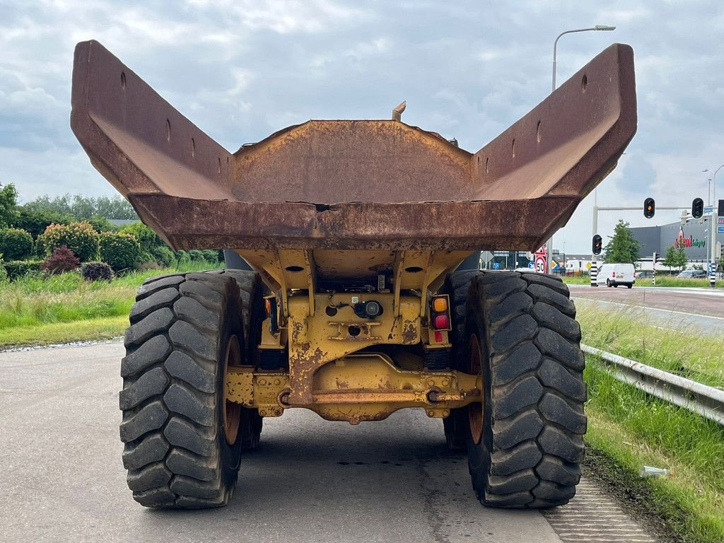 Kipper du type Caterpillar 730, Gebrauchtmaschine en Velddriel (Photo 4)