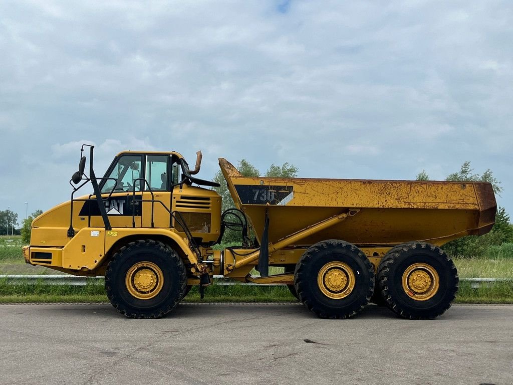 Kipper tip Caterpillar 730, Gebrauchtmaschine in Velddriel (Poză 1)