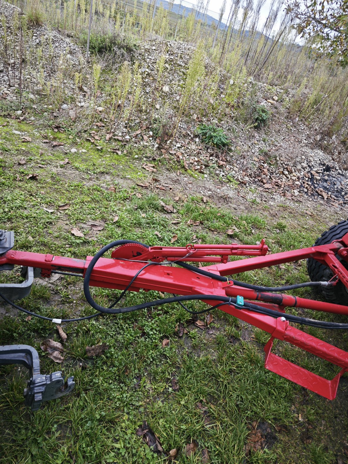 Kipper des Typs Farmtech ZDK 800, Gebrauchtmaschine in Vogtsburg im Kaiserstuhl (Bild 2)