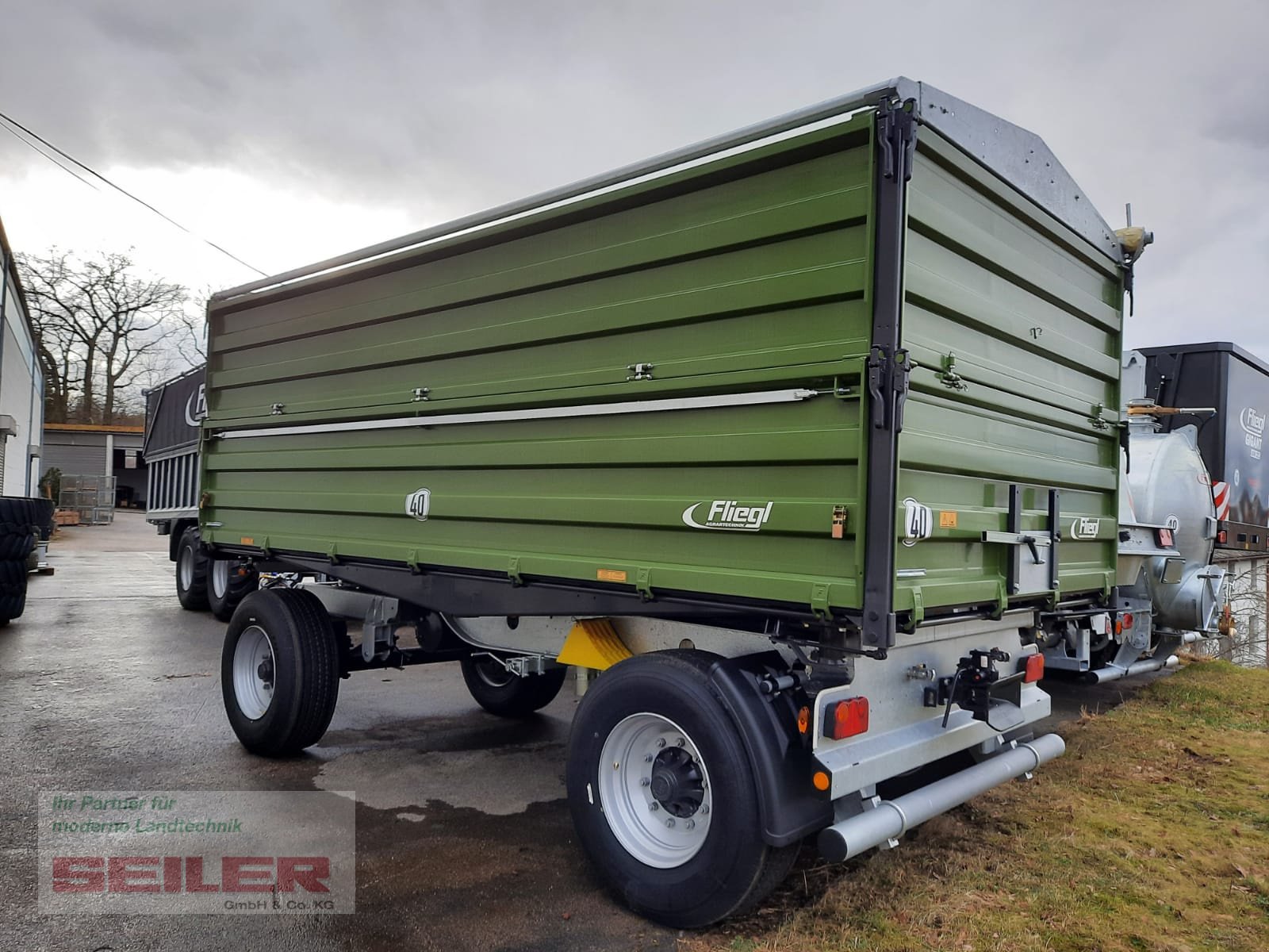 Kipper van het type Fliegl DK 180 MAXUM FOX, Neumaschine in Ansbach (Foto 3)