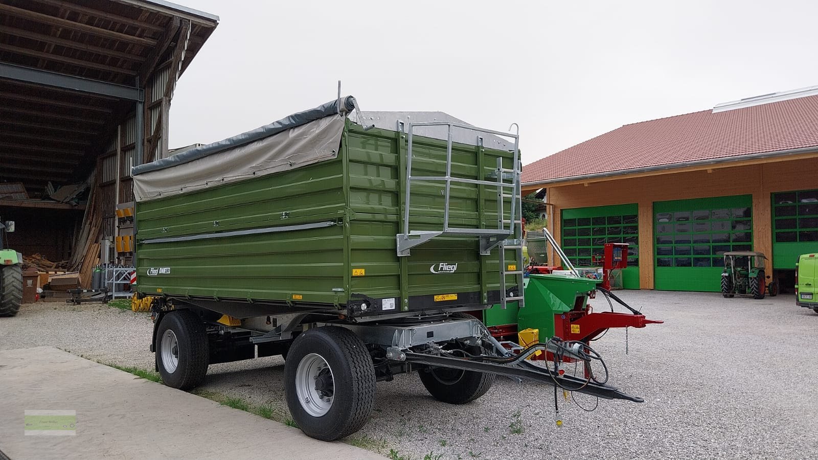 Kipper typu Fliegl DK 180 Maxxum Fox, Neumaschine v Ried (Obrázek 3)