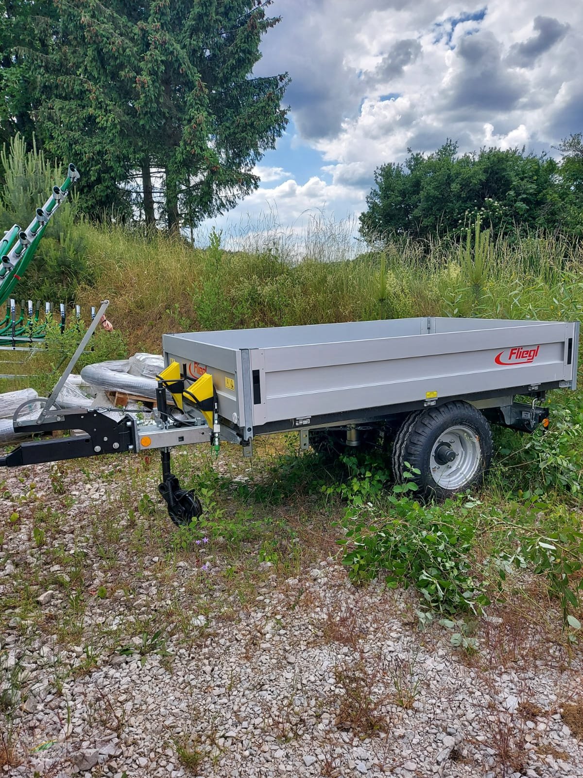 Kipper typu Fliegl EDK 25, Neumaschine v Pegnitz-Bronn (Obrázok 1)