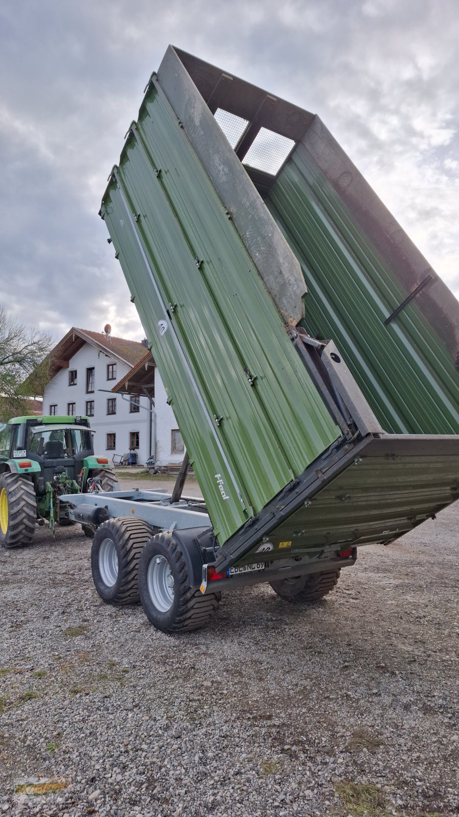 Kipper des Typs Fliegl TDK 160, Gebrauchtmaschine in Frauenneuharting (Bild 3)