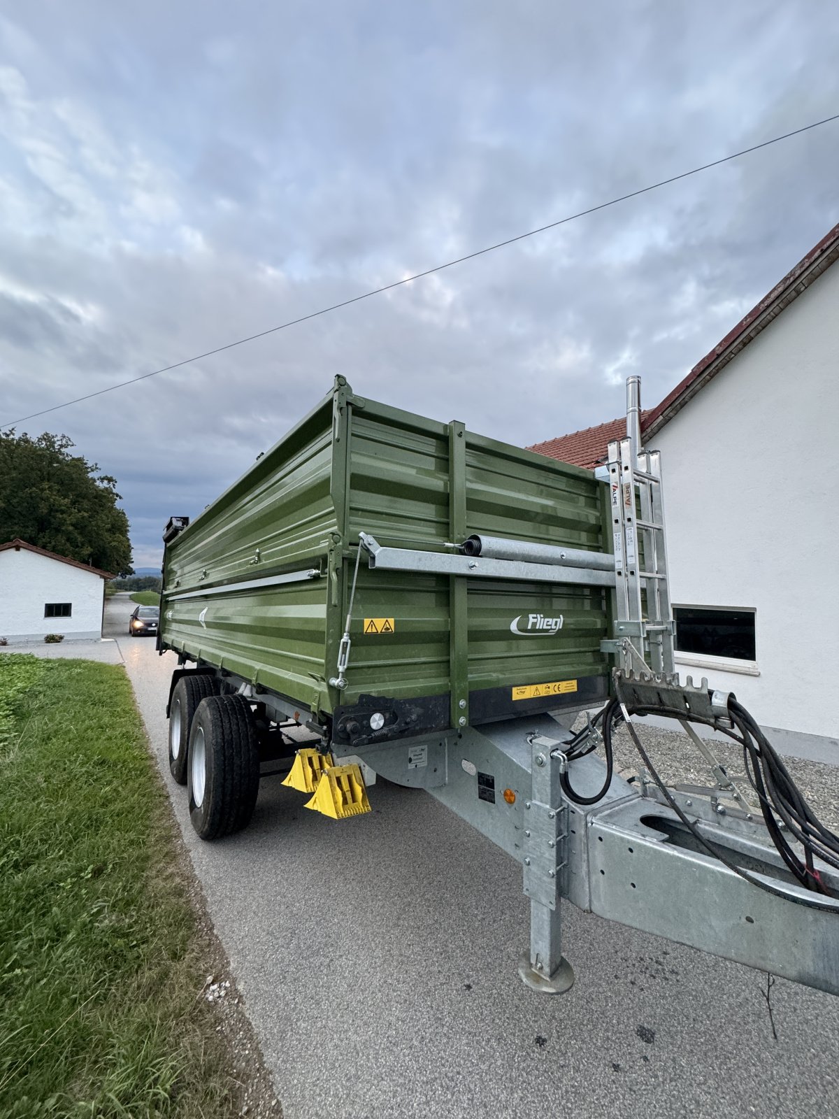 Kipper van het type Fliegl TDK 160, Gebrauchtmaschine in Vilshofen (Foto 1)