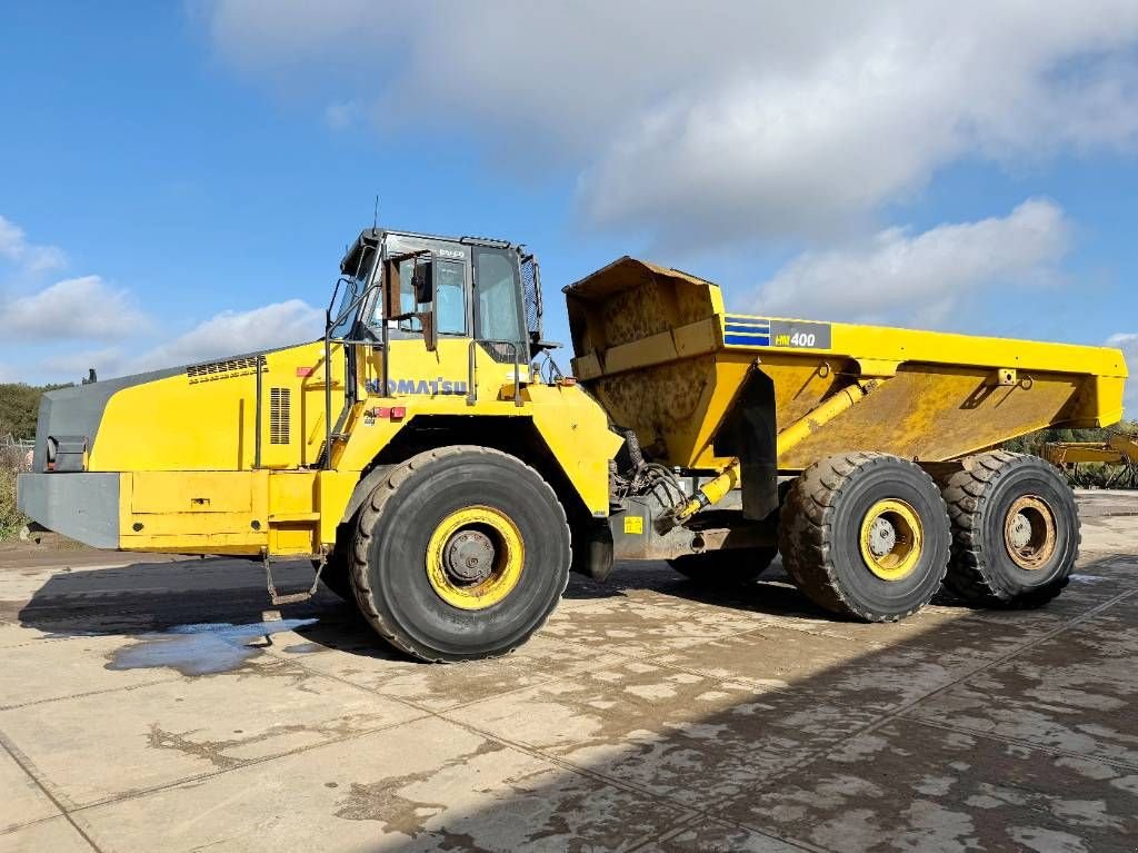 Kipper del tipo Komatsu HM400-2 - Dutch Machine / 2 Extra Tyres + Rims, Gebrauchtmaschine en Veldhoven (Imagen 1)