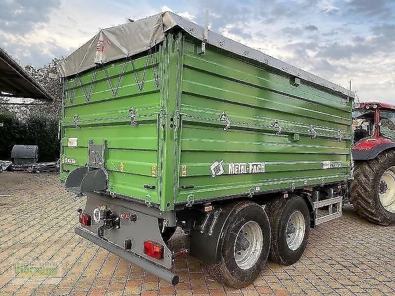 Kipper van het type Metal-Fach TANDEM, Neumaschine in Unterschneidheim-Zöbingen (Foto 1)