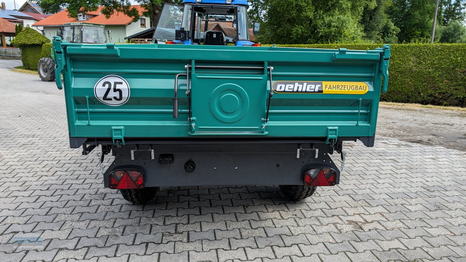 Kipper of the type Oehler EDK 60 S, Neumaschine in Vilshofen (Picture 2)