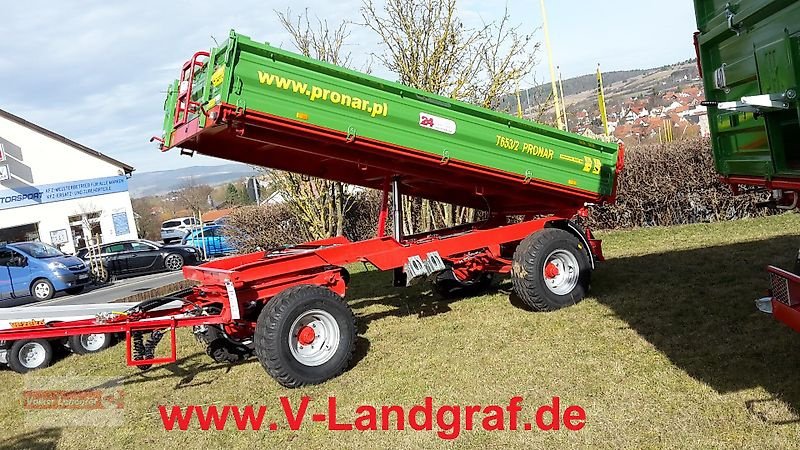 Kipper du type PRONAR T 653/2 Dreiseitenkipper, Neumaschine en Ostheim/Rhön (Photo 1)