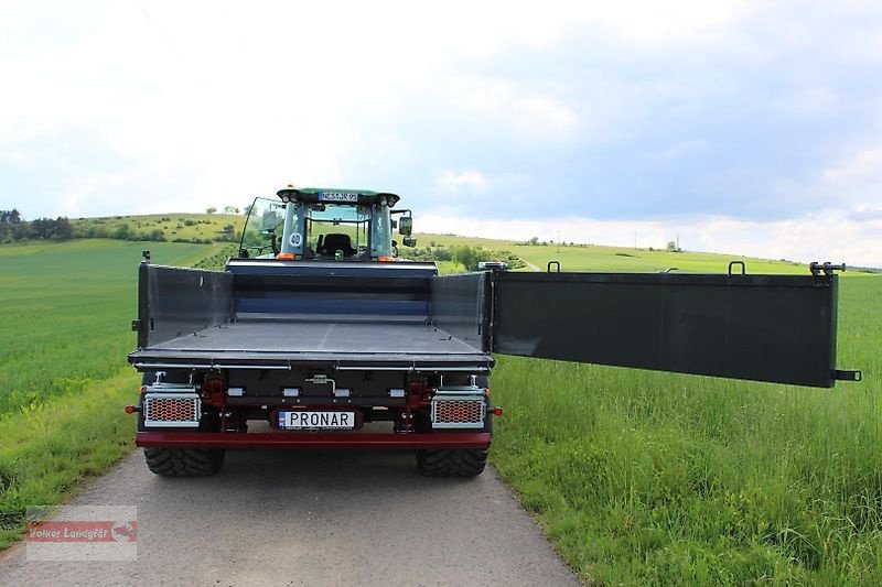 Kipper van het type PRONAR T 679/4MN, Neumaschine in Ostheim/Rhön (Foto 14)